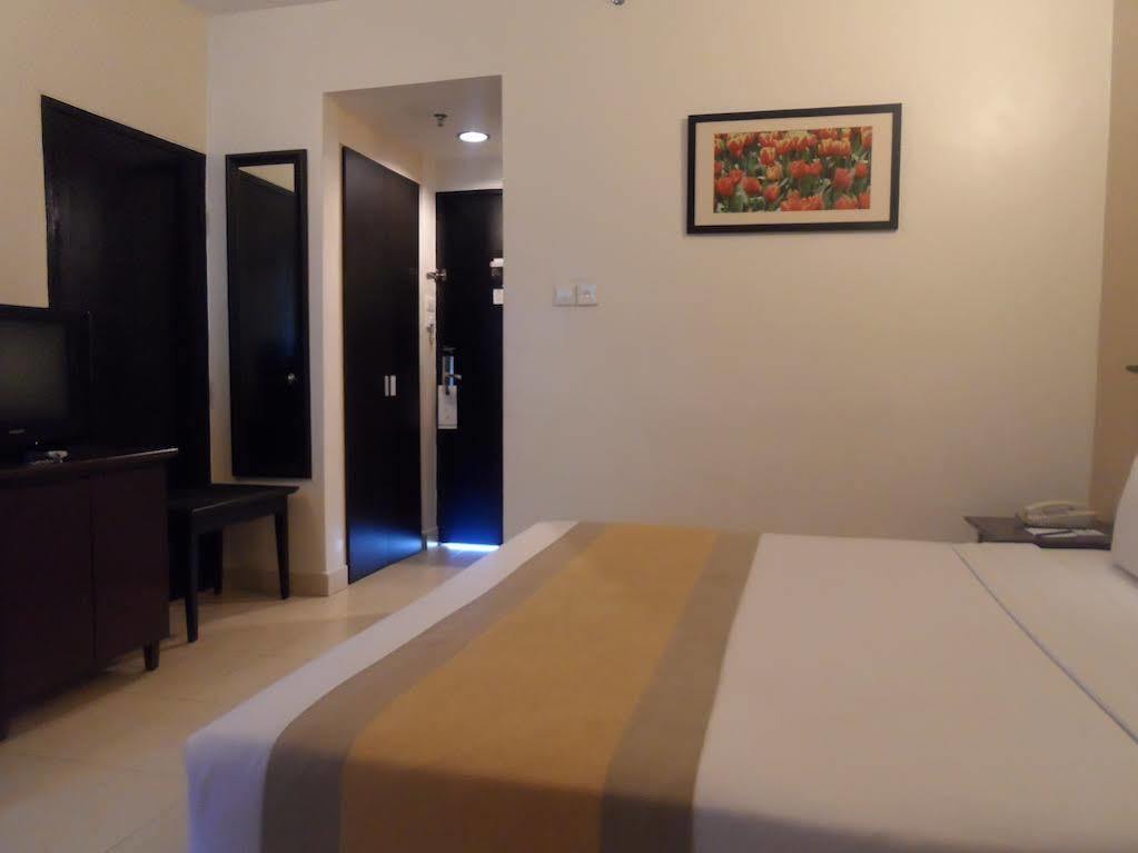 Erya By Suria Johor Bahru Hotel Exterior photo
